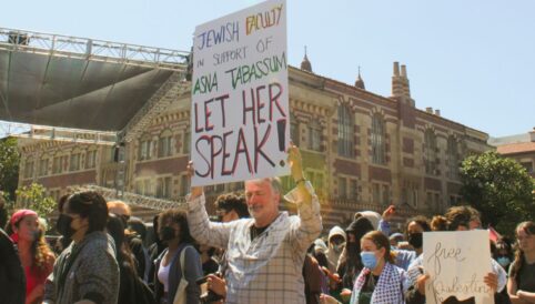 Faculty Protesting at USC in Support of Muslim Valedictorian Asna Tabassum